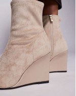 wedge heel boot in beige