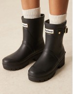 with Lucy Williams Raelynn wellington boots in black