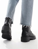 Andria lace up ankle boots in black