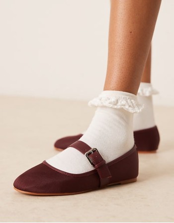 Lou mary jane ballets in burgundy textile