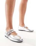 Livy mary janes in silver