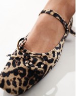 ‌Stylish Kandi bow ballet flats with strap in leopard velvet