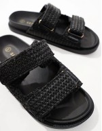 sandals with straps in raffia black