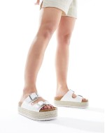 50% New Wide Fit Traffic double buckle flatform mules in white